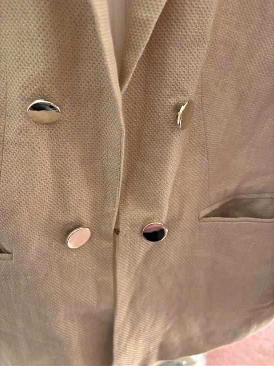 Cream Textured Women's Blazer - Persona - Picture 2 of 8